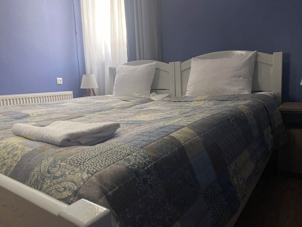 Hillside Guesthouse