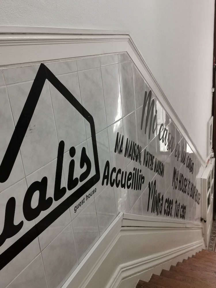 Jualis Guest House