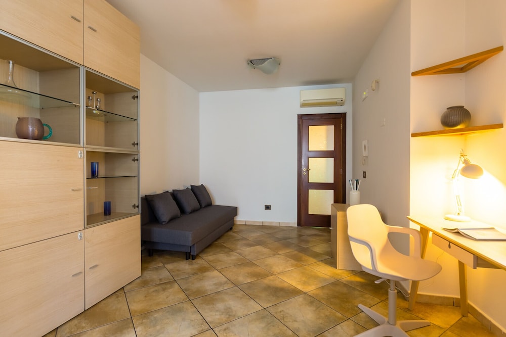 Partenope Spacious Home