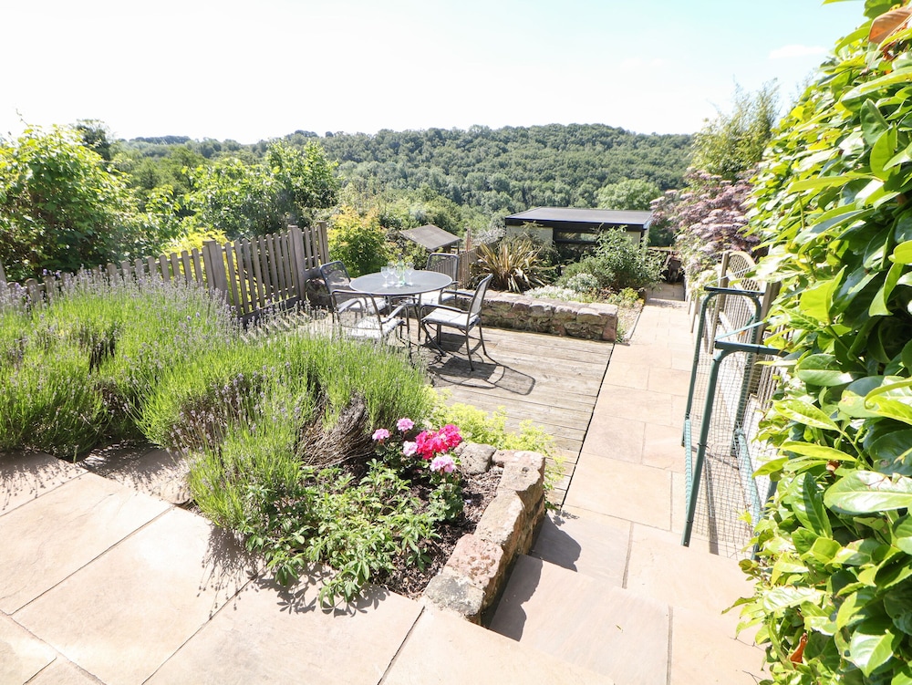 Valley View Cottage