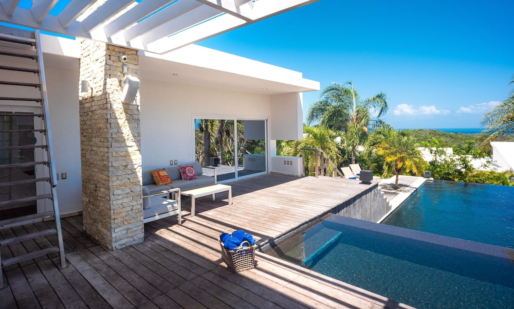 Villas Agua Dulce