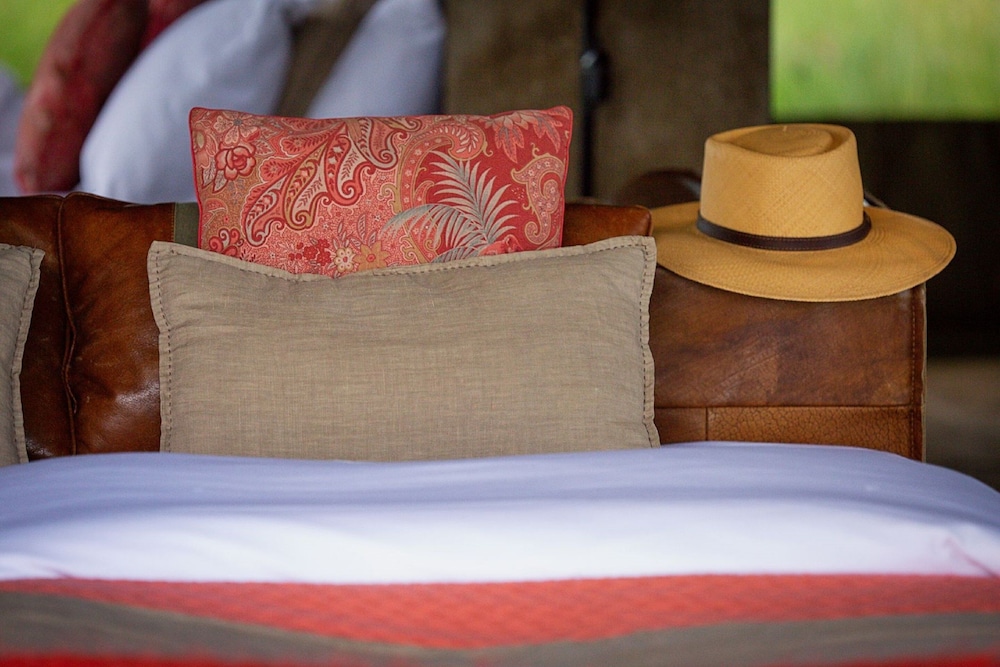 Pumzika Luxury Safari Camp - East Africa Camps