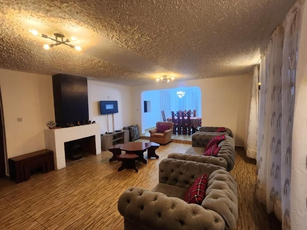Serian Vacation House