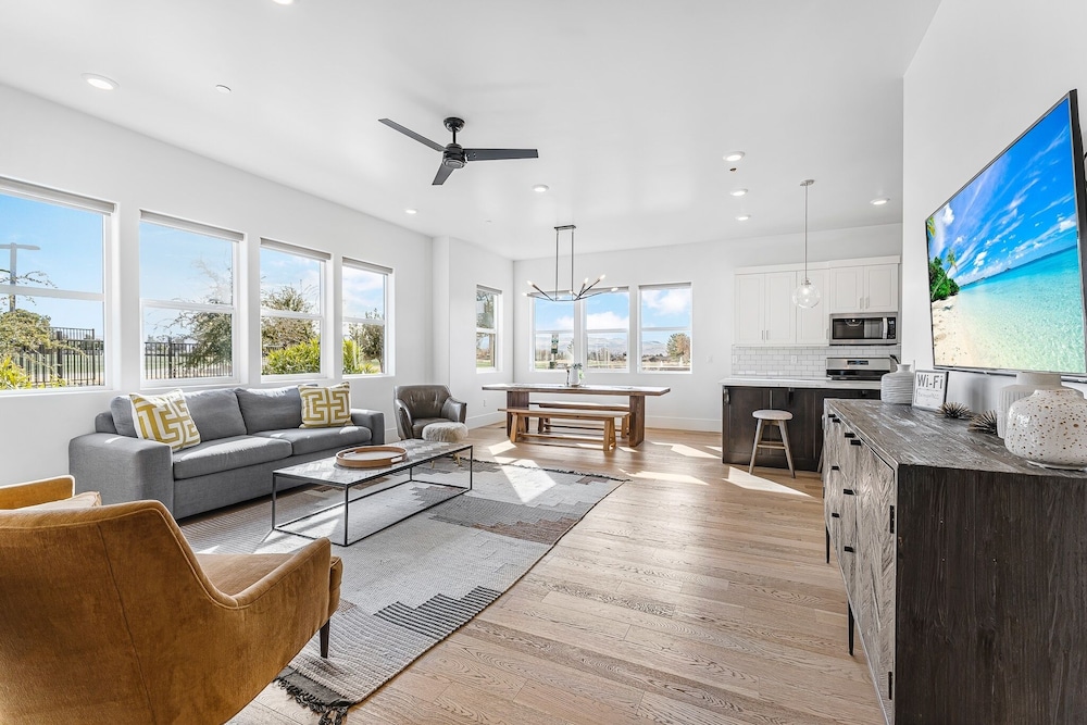 Tee For Two 6 Bedroom Condo
