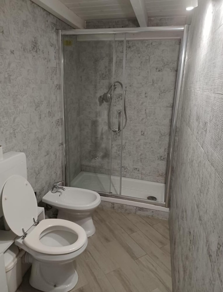 ponte di chiaia rooms