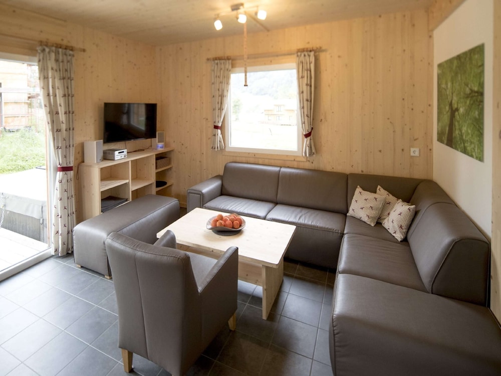 Chalet With Whirlpool tub