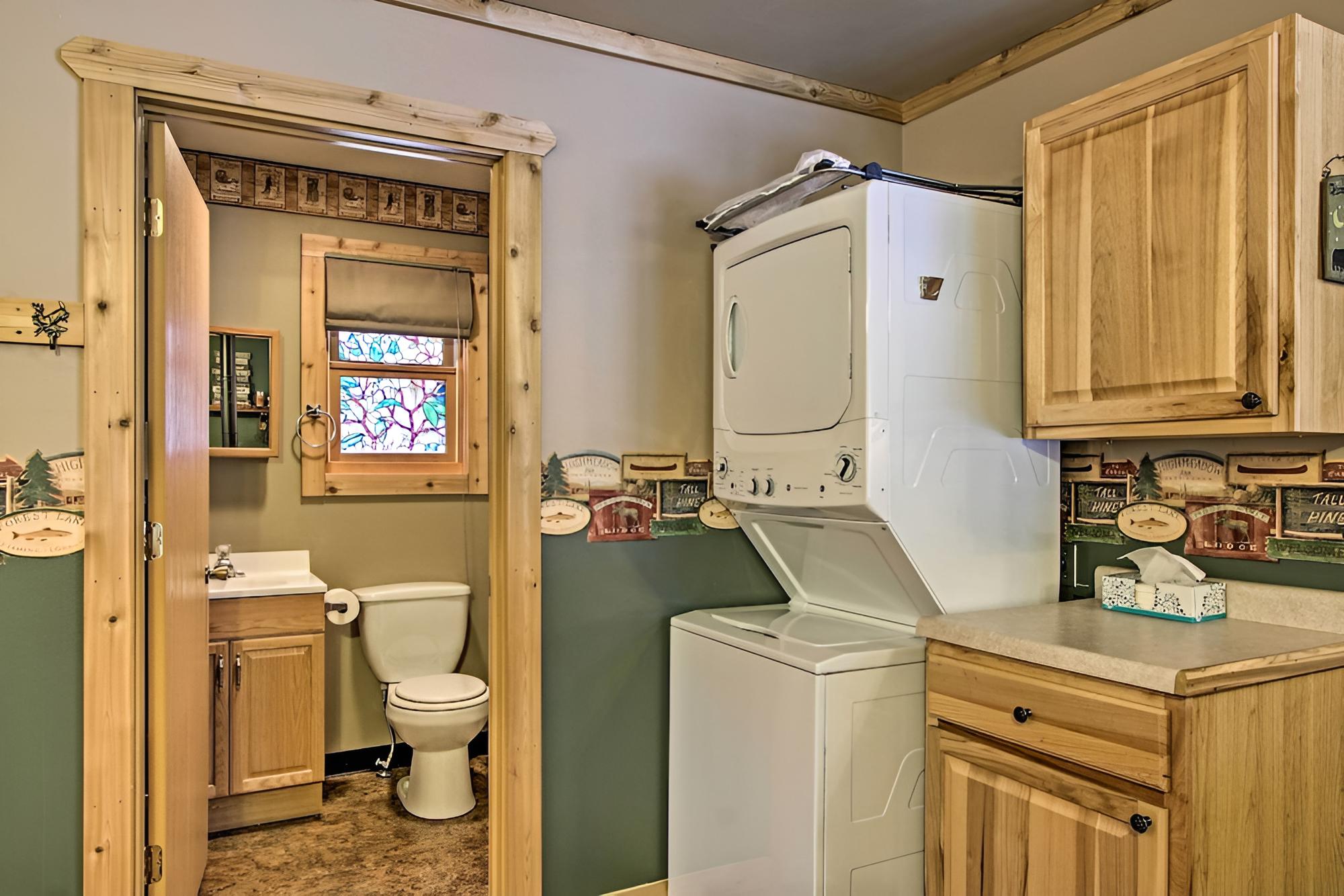 Cabin w/ Kayaks Situated on the Wisconsin River! view 5