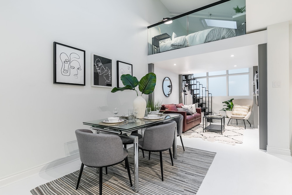 HomeHop - Financial District - Image 1