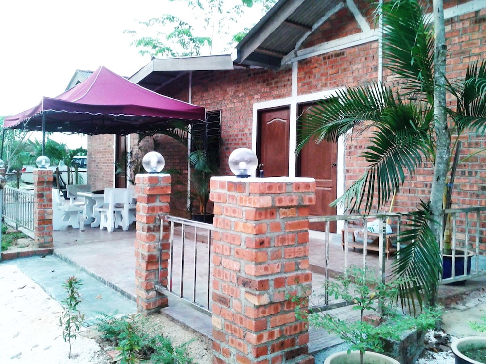 EFM Guest House