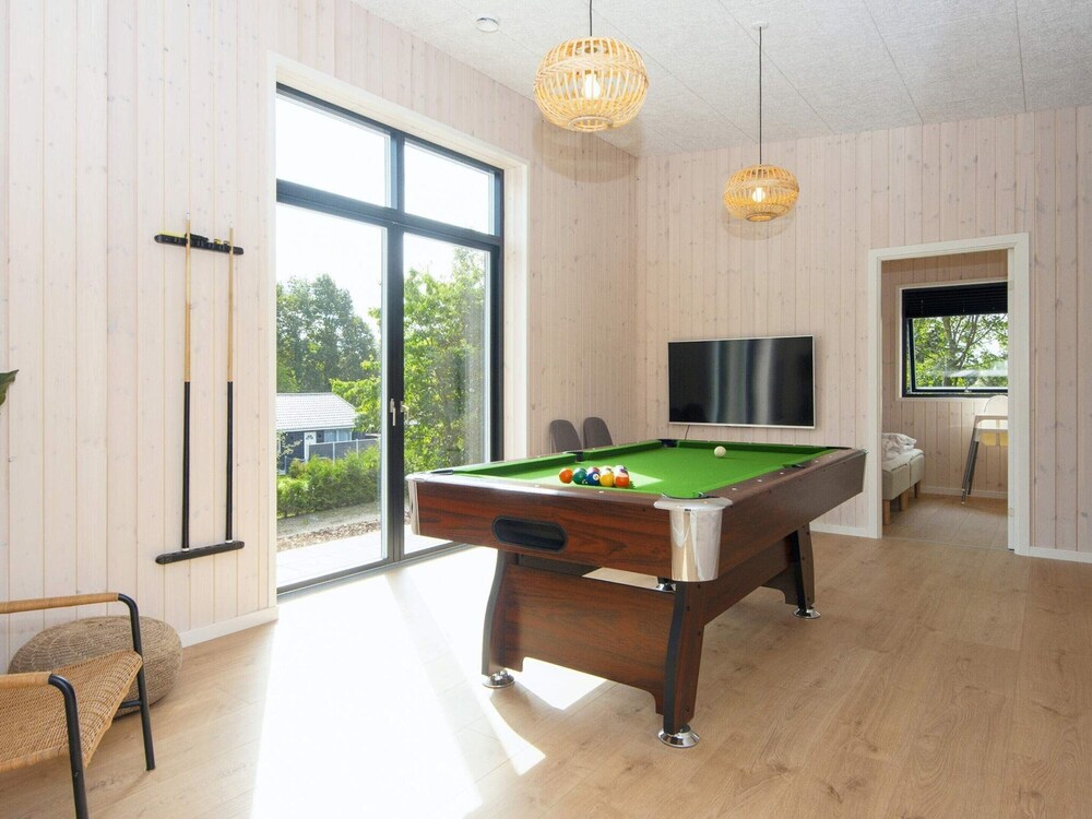 5 Star Holiday Home in Ebeltoft view 2
