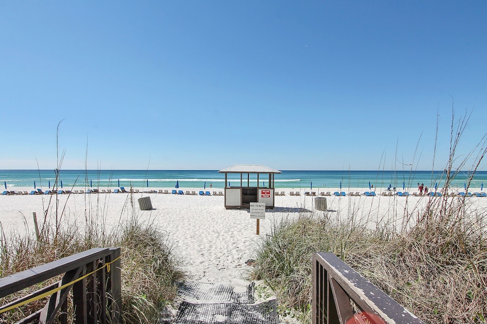 Shores of Panama by Book That Condo
