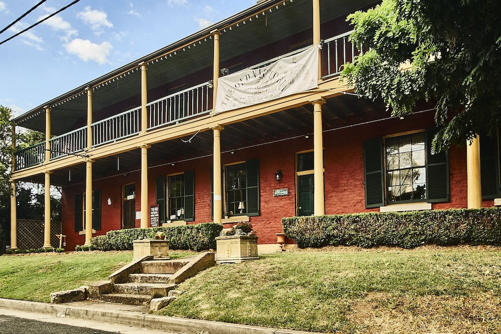 The Old Victoria