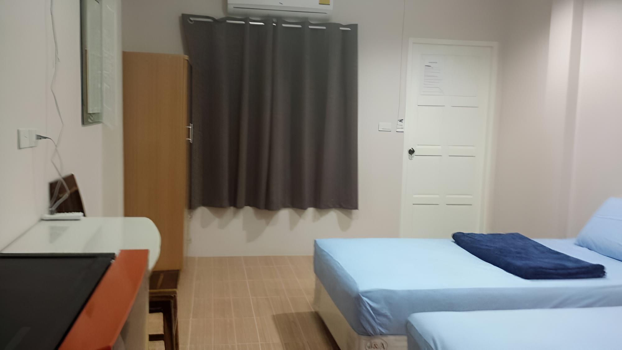Sairee Center Guesthouse