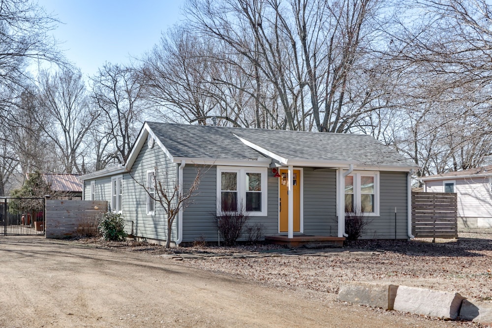 Fayetteville Home w/ Patios Near Town & University