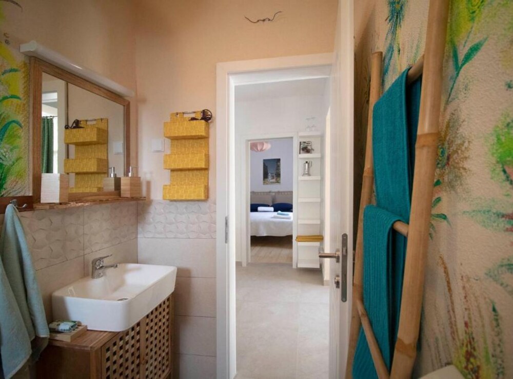 House Leta Cozy Hideaway With Pool