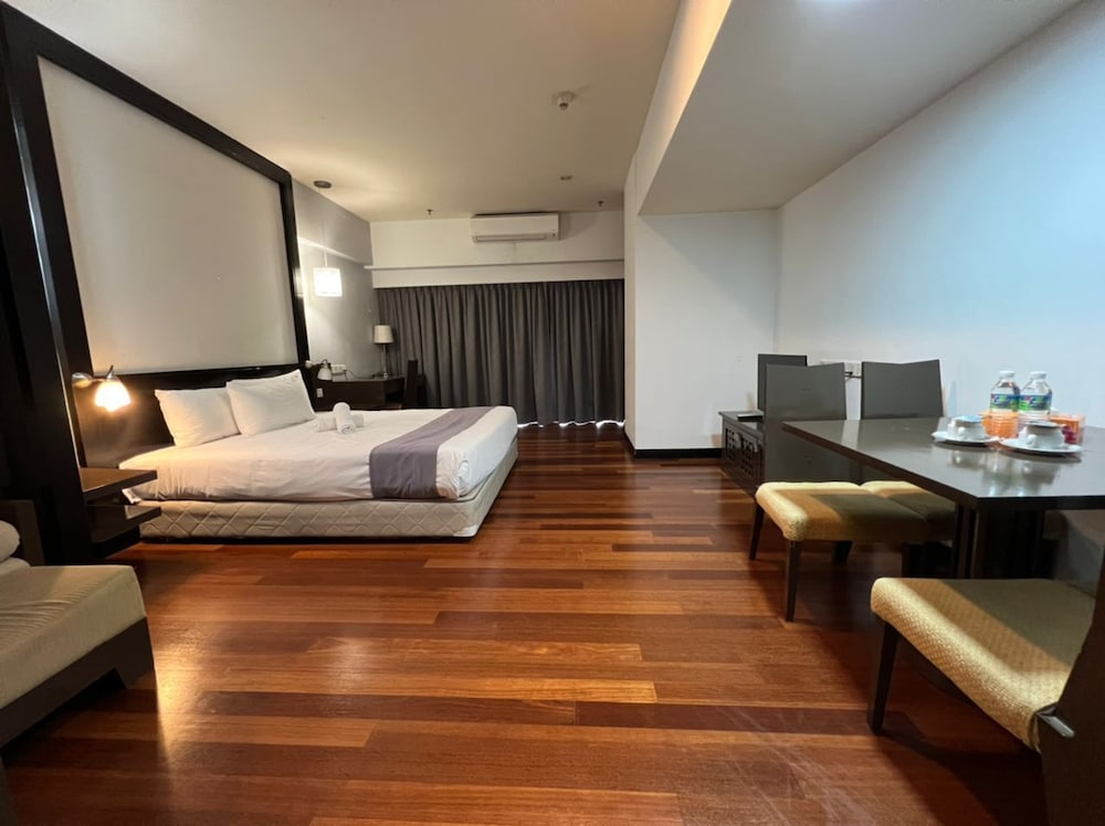 Raintree Resort suites at Bandar Sunway