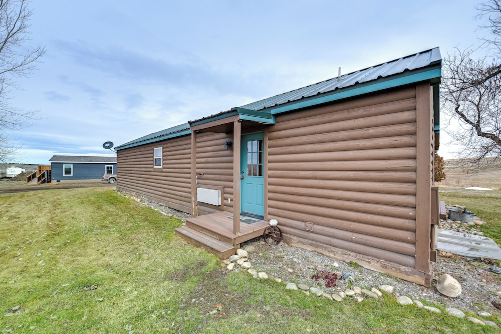 Pond Access & Deck: Peaceful Ballantine Getaway!