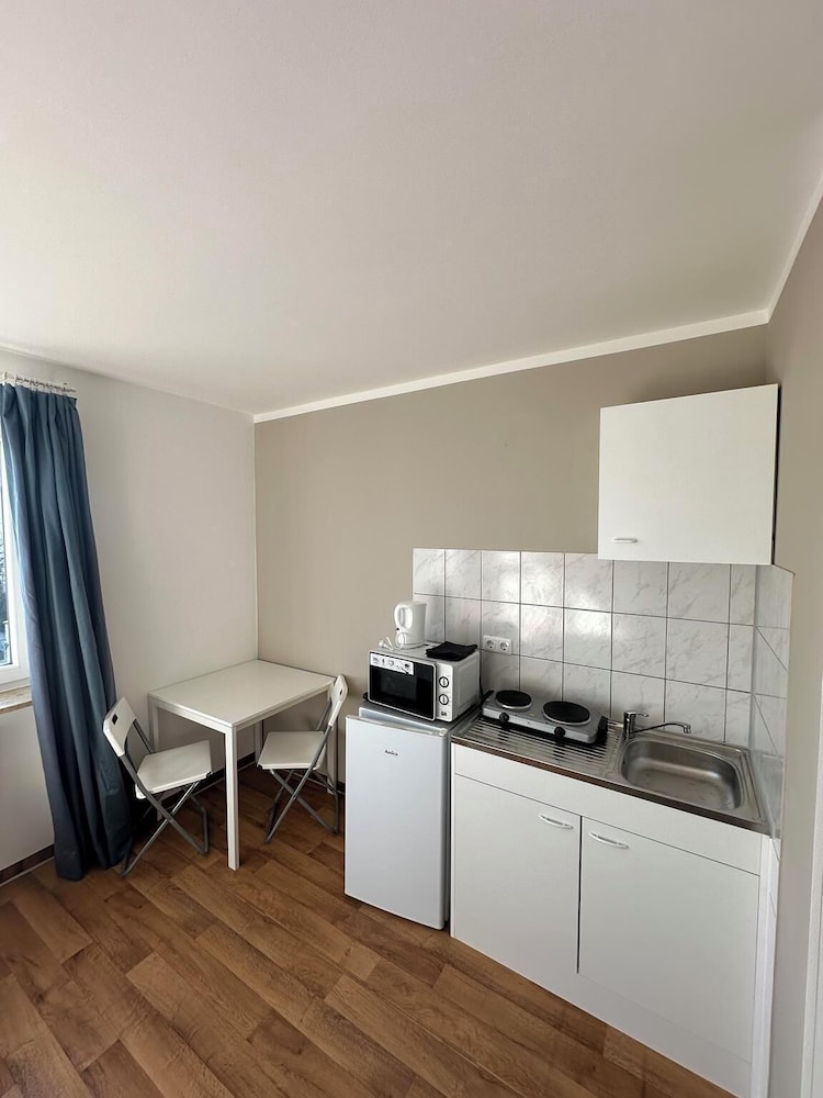 2-Rent Group Hostel Apartments HAN53