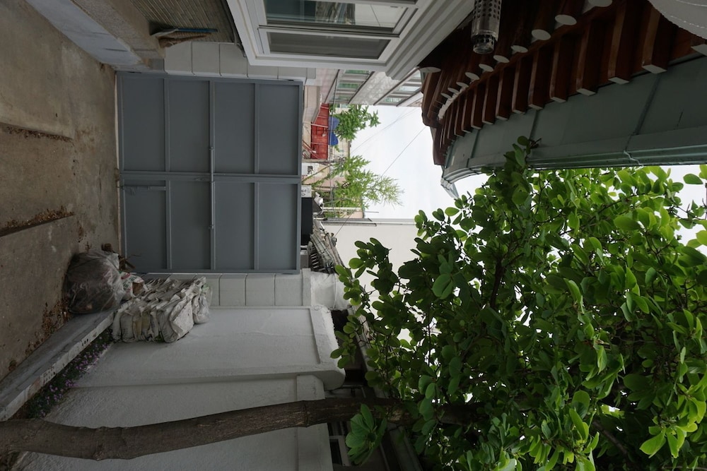 Go Woon Dang Hanok Guest House