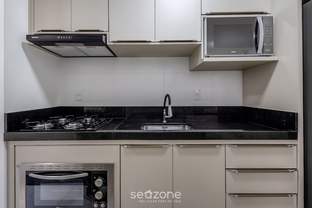 2BR apt w/ Bbq, 800m From Beach Cba0902