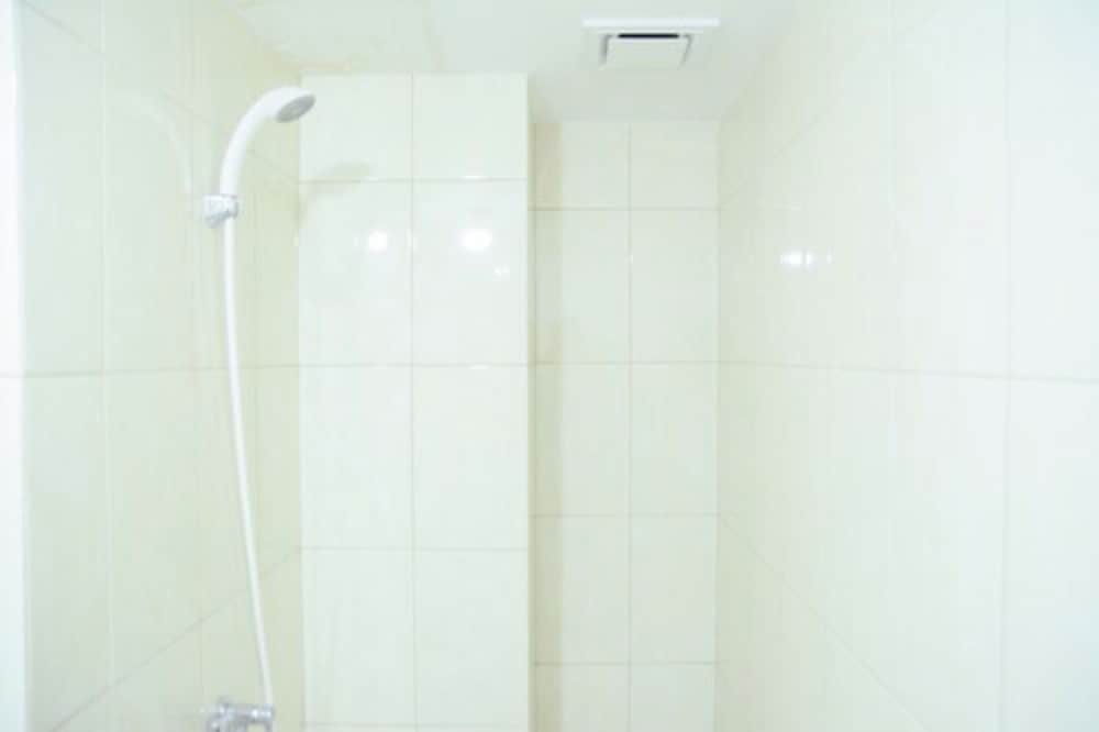 Comfortable 2BR Springlake Summarecon Apartment, เบคาซี - 17