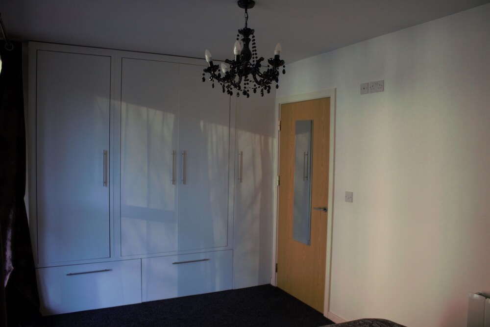 ROC APARTMENTS - Opal