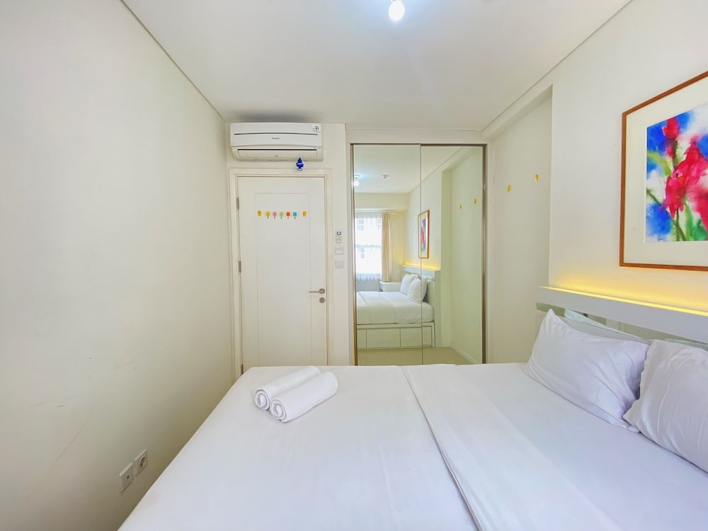 Minimalist And Spacious 1Br Apartment At Parahyangan Residence, Bandung - 14