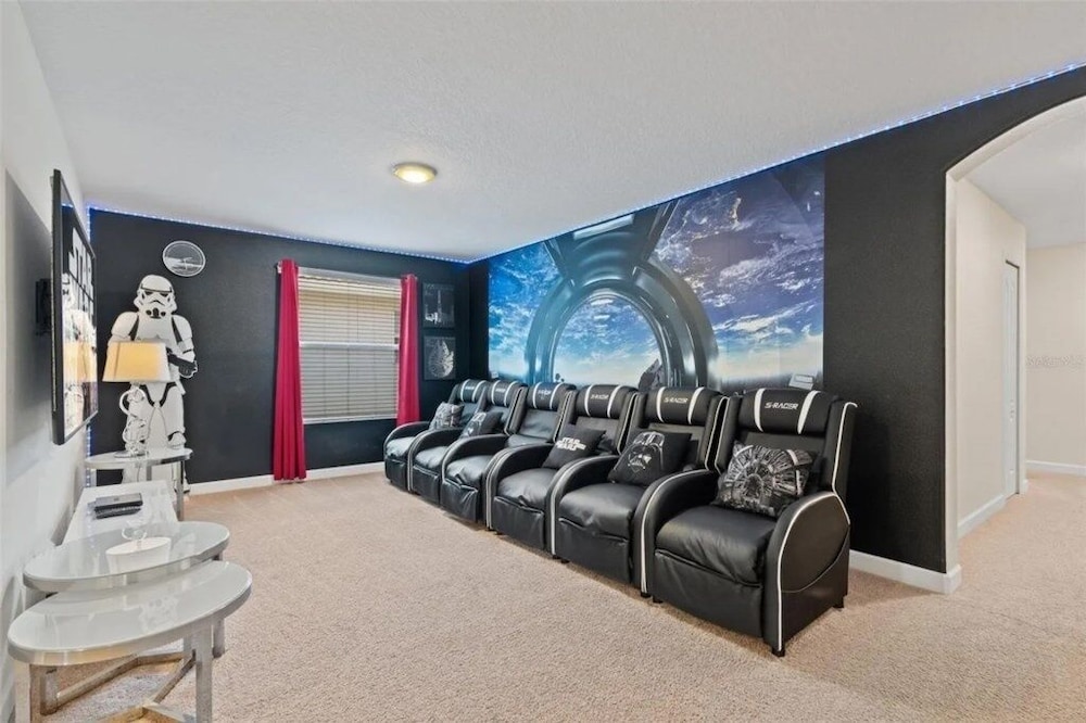 Sugar Palm Place 6 Bedroom Home