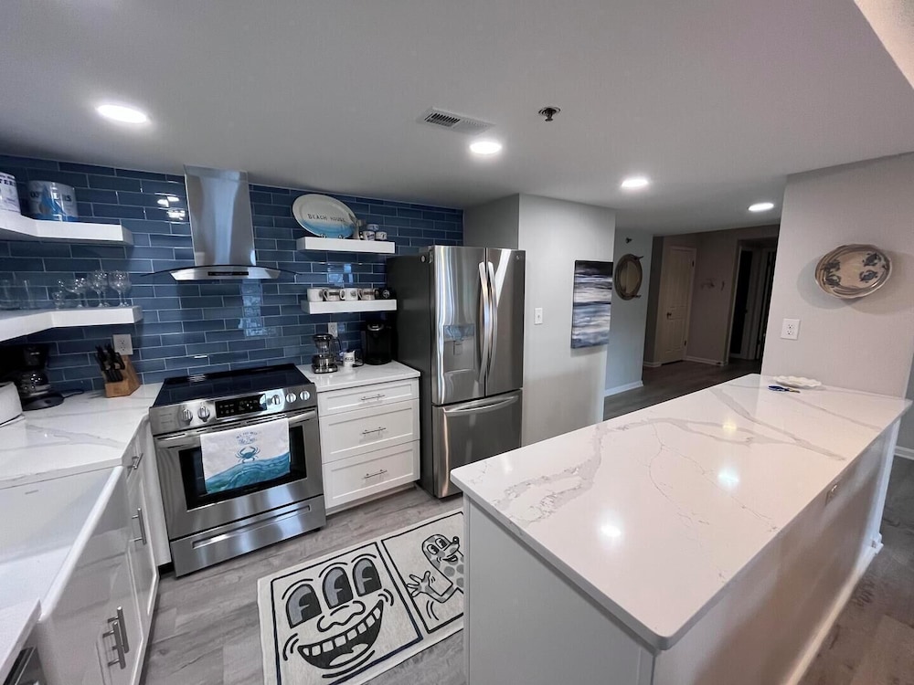 Wilmington Avenue 50 #106