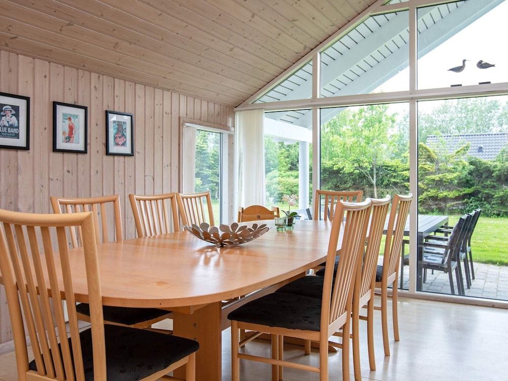 12 Person Holiday Home in Vaeggerlose