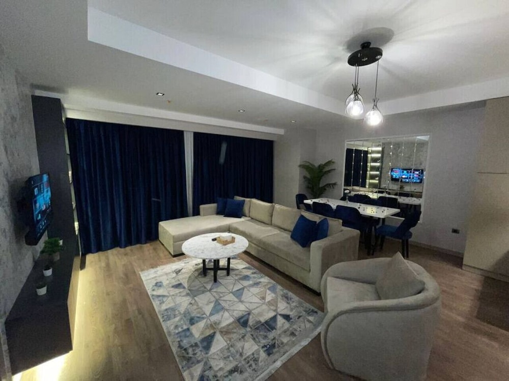 Brand-new 2 1 Apartment-near Mall of Istanbul