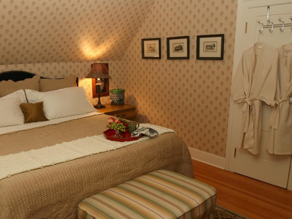 Dream House Country Inn