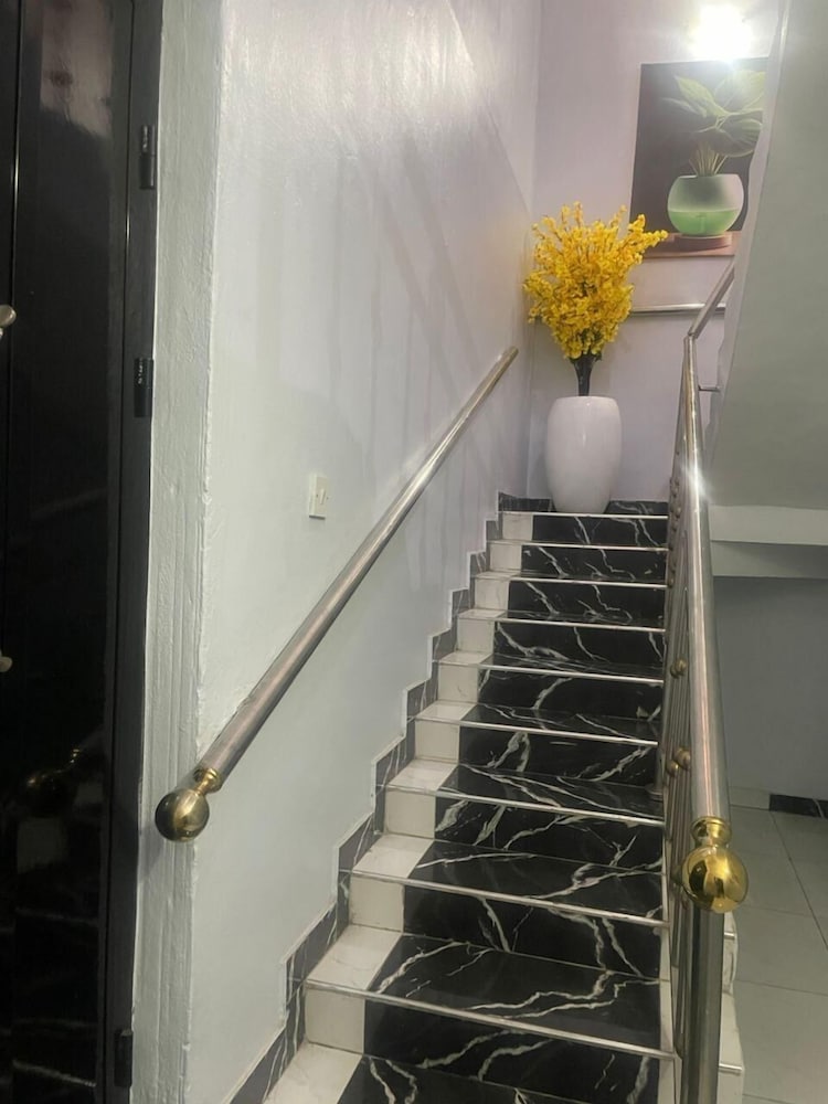 Muniz Global Apartments