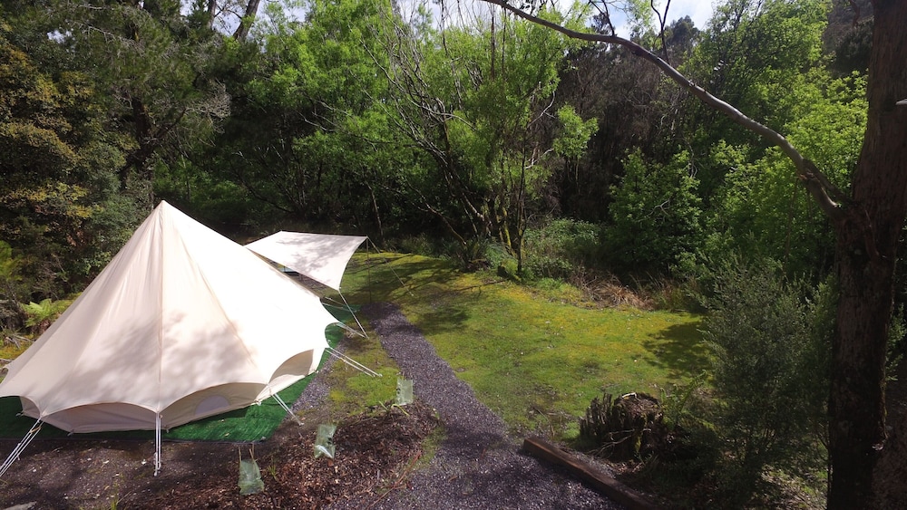 Zeehan Bush Camp