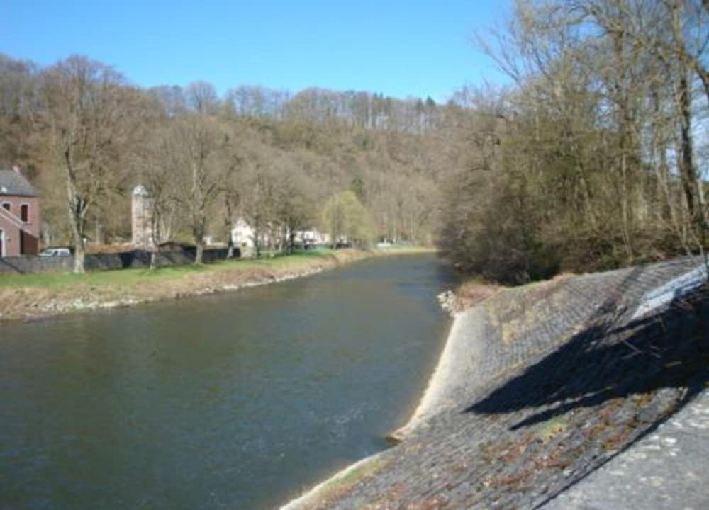 Elegant Stay Near Durbuy