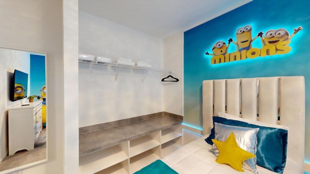 8 Bedroom Themed Rooms Huge Games Room Pool Spa