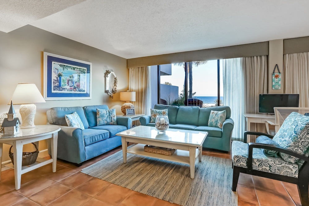 Omni Captains Court 1029 2 Bedroom Condo