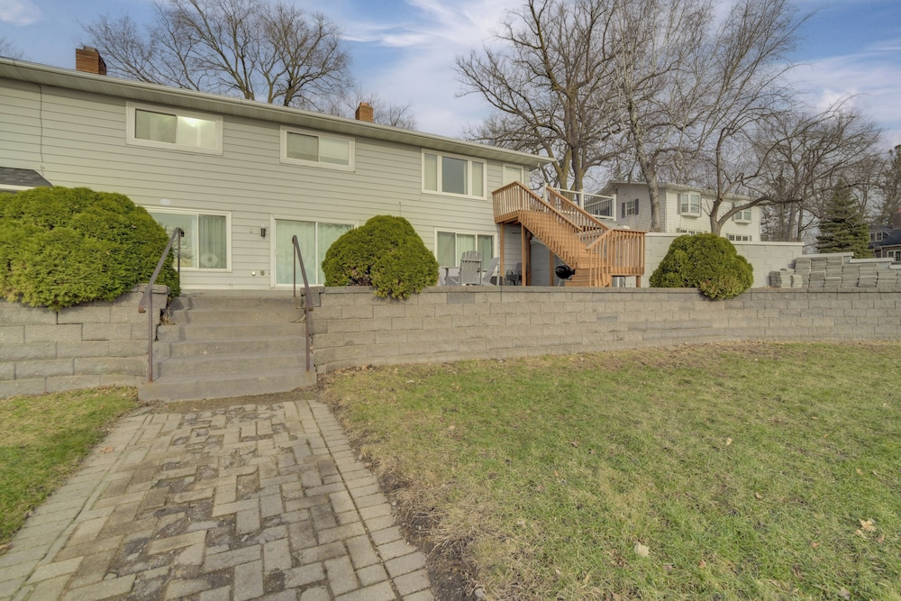 Fire Pit, Waterfront + Boat Dock: Detroit Lake Gem