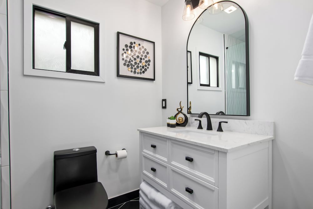 Modern Roose-pool Heat Available-hot Tub- Old Town