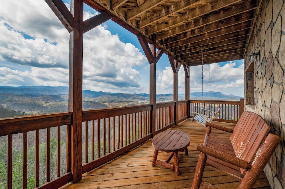 Lookout Lodge