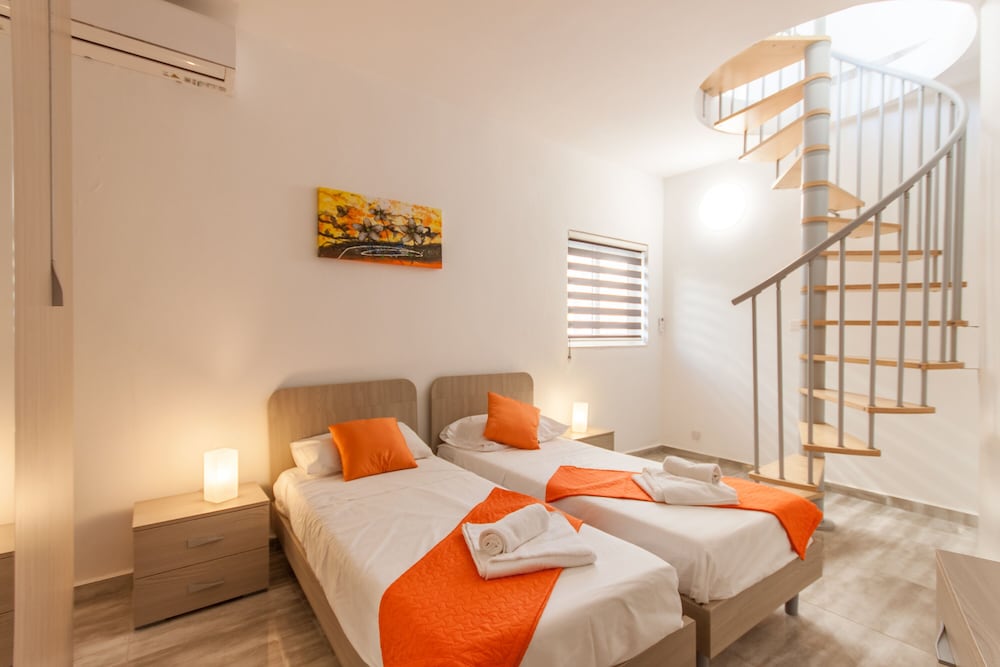Lovely Modern Apartments in Kalkara view 3