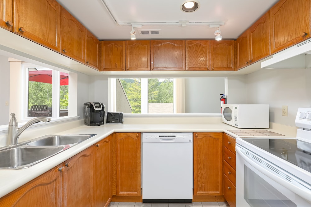 Wintergreen Condos