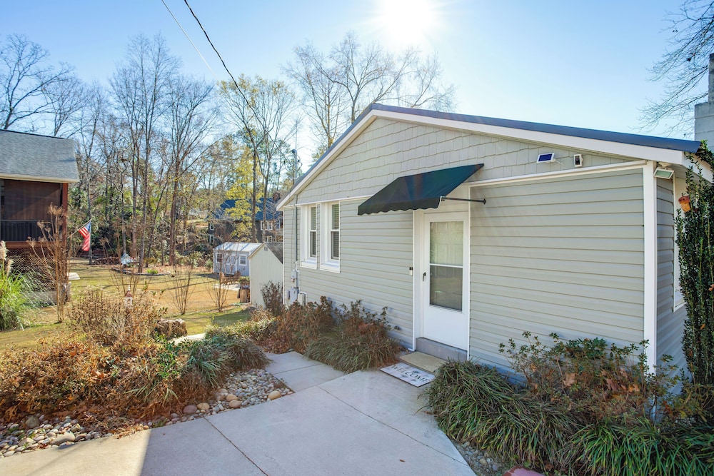 Lake Murray Retreat w/ Fishing Dock, Near Marinas!