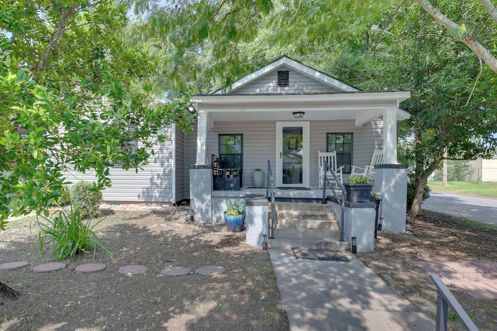 Walkable Greenville Home Near Dtwn view 3