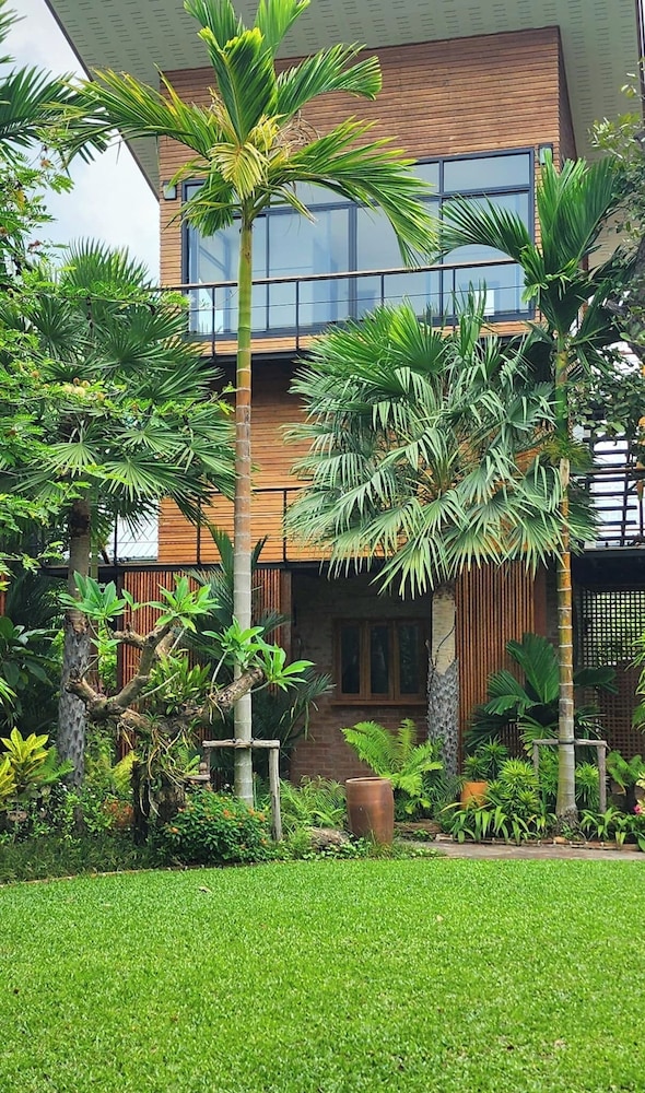 O yua Resort