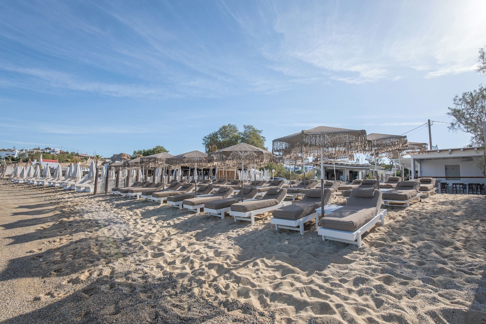 Agia Anna on the beach