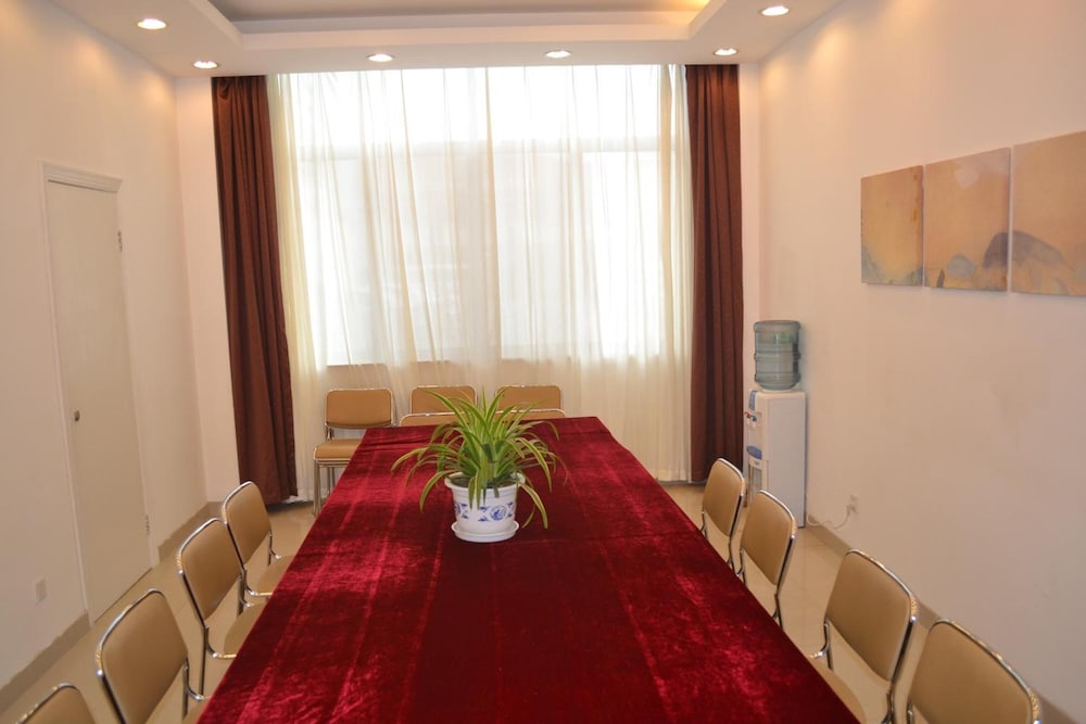 meeting & event spaces