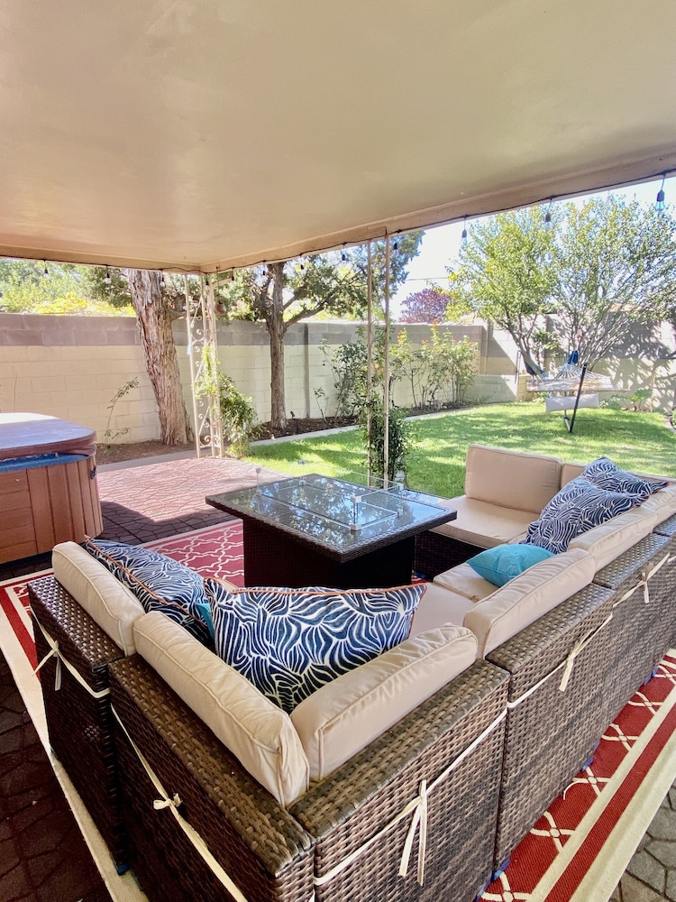 Uptown French Haven 3 Bedroom Residence