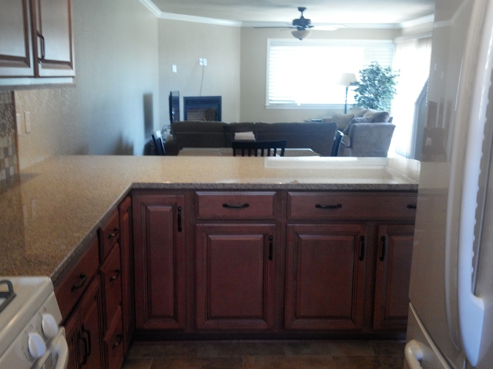 113 Pismo Shores 2 Bedroom Townhouse by Redawning view 3
