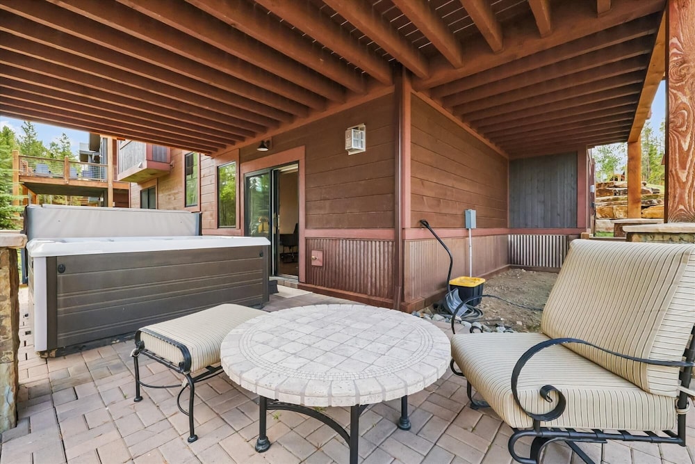 Breck Mountain Getaway 4 Bedroom Home